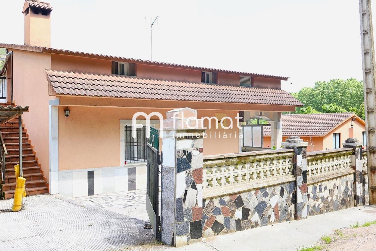 Exterior view of House or chalet for sale in Massanes  with Private garden and Terrace