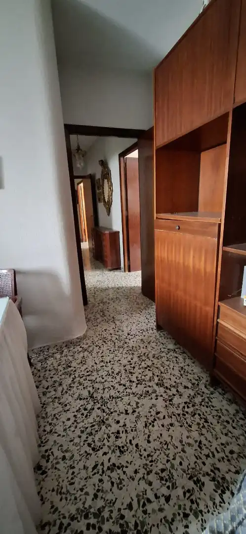 Wohnung zum Verkauf in Sevilla mit Klimaanlage, Heizung und Möbliert