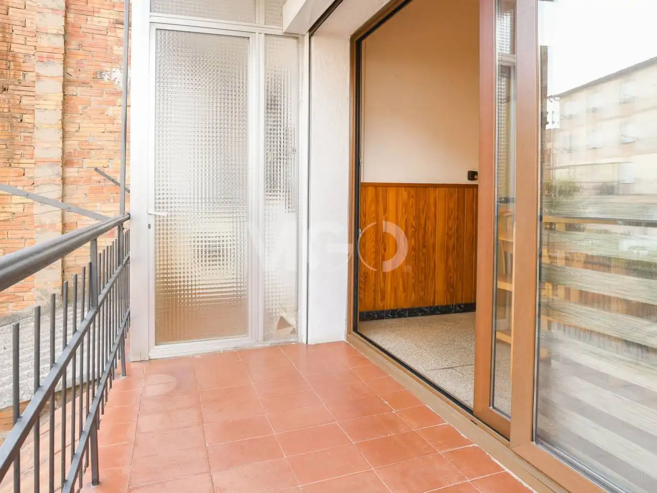 Flat with terrace for sale in Calle Montesquiu, imagen 9