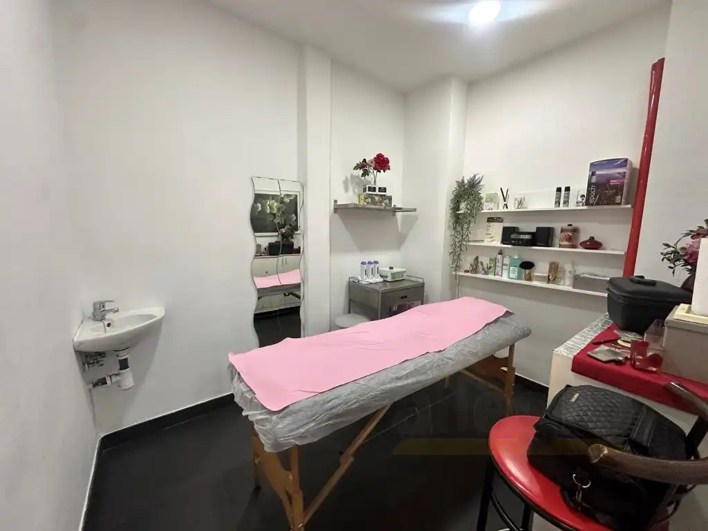 Local comercial de lloguer a Calle Pozas, imagen 13
