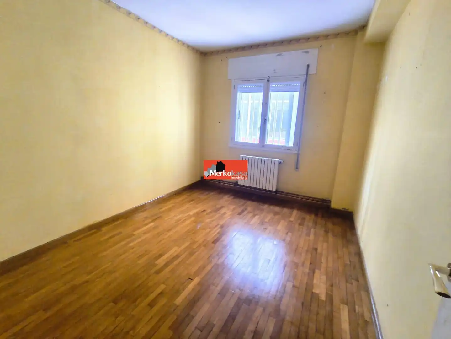 Bedroom of Flat for sale in Lugo  with Heating, Terrace and Storage room