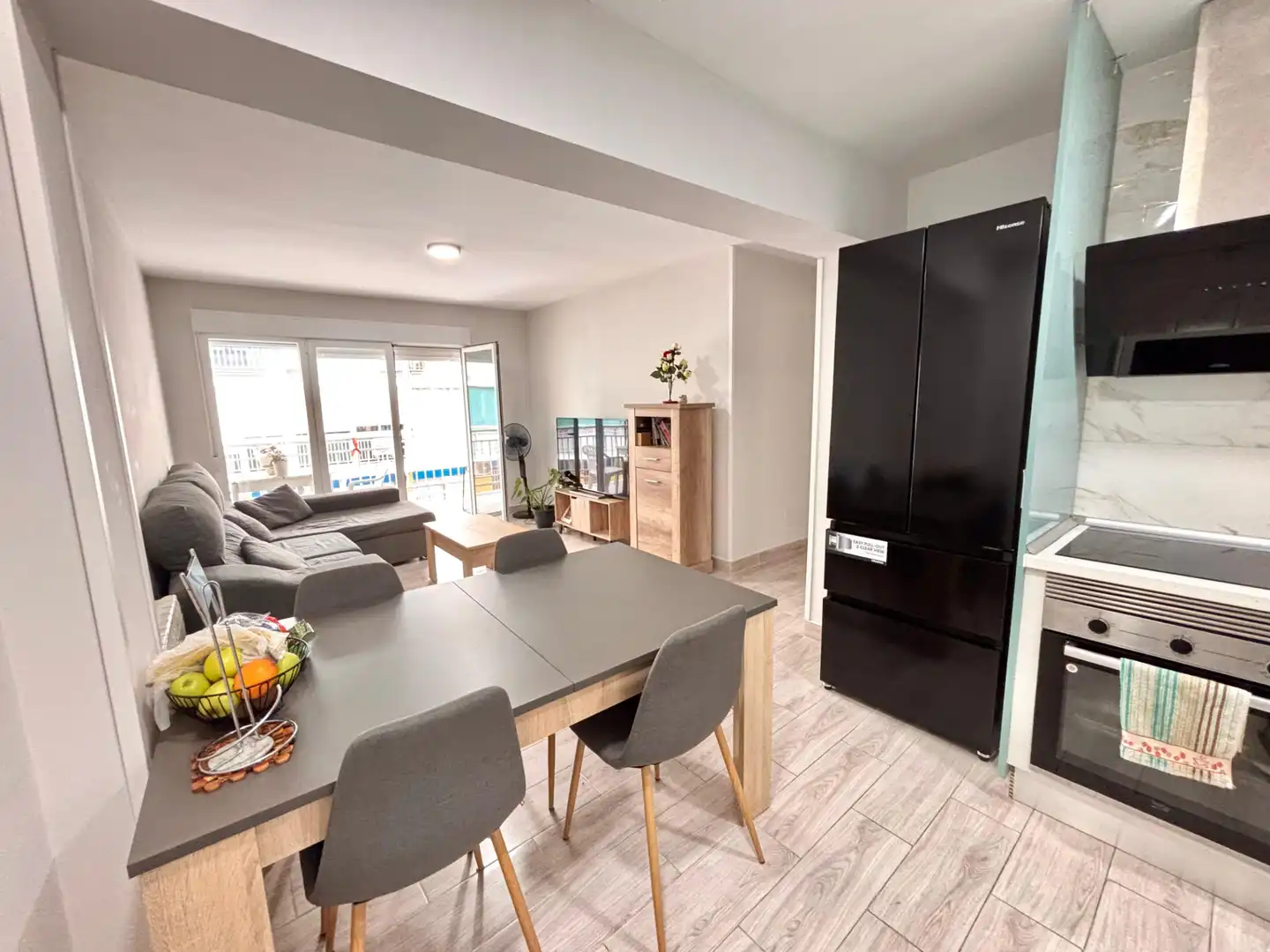 Sala de estar de Piso en venta en Alicante / Alacant con Aire acondicionado, Terraza y Amueblado