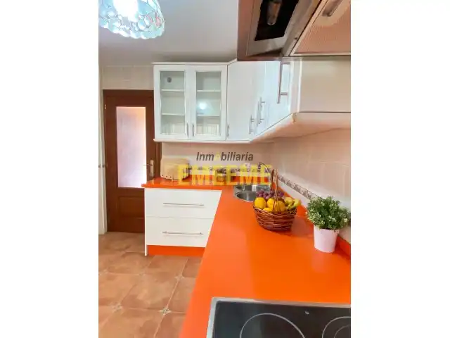 Casa aparellada amb terrassa en venda a Cuevas del Becerro, imagen 29