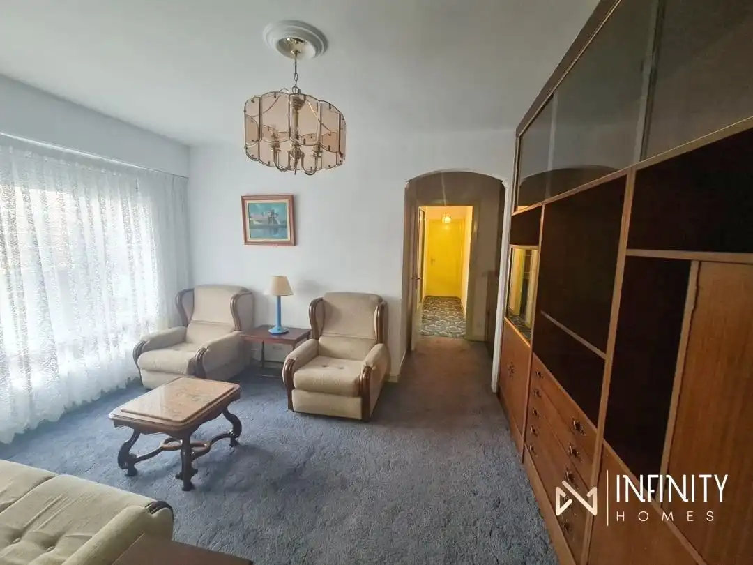 Sala d'estar de Pis de lloguer en Bilbao  amb Calefacció, Terrassa i Balcó