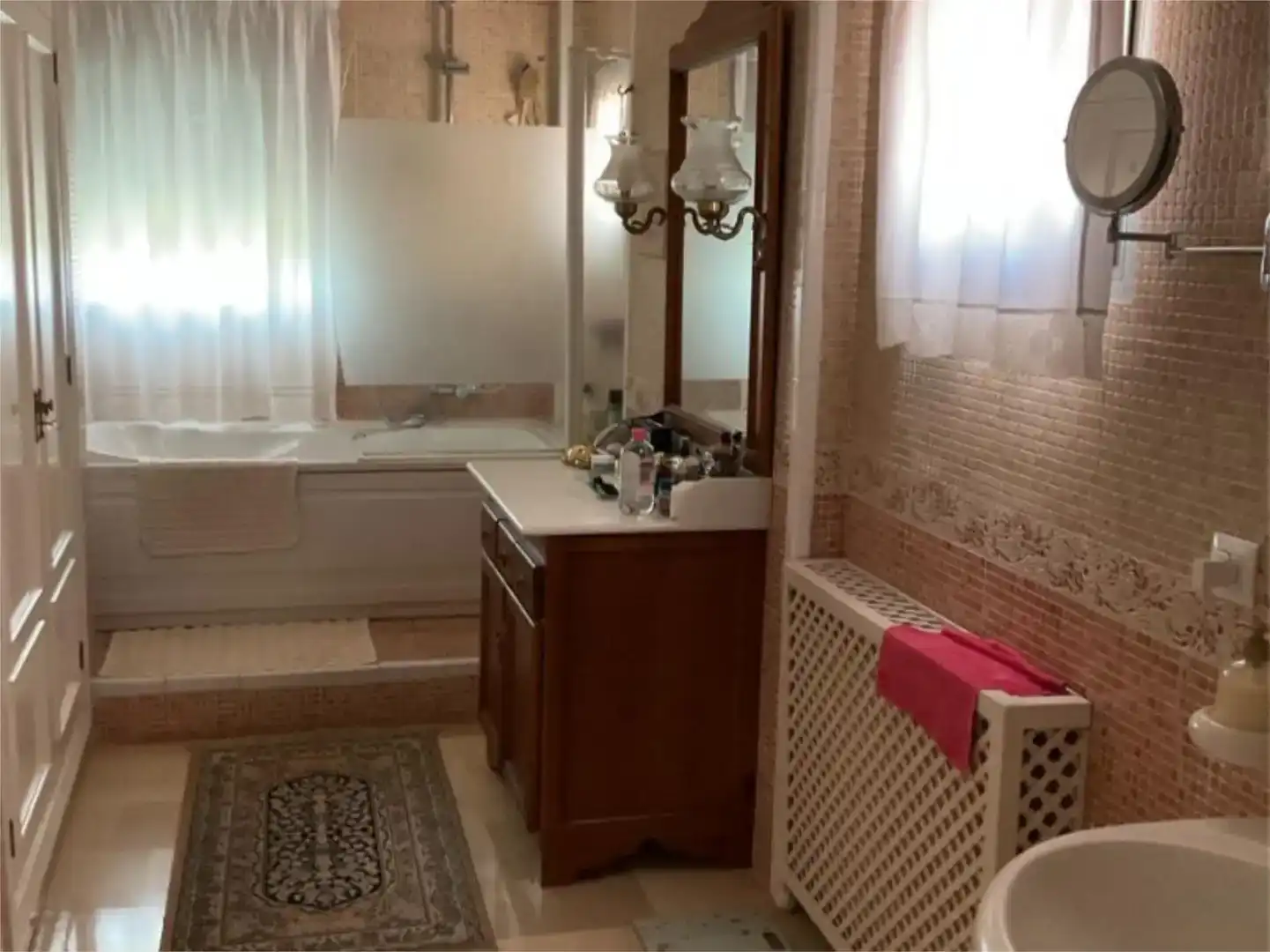 Bany de Casa o xalet en venda en Bormujos amb Aire condicionat i Balcó