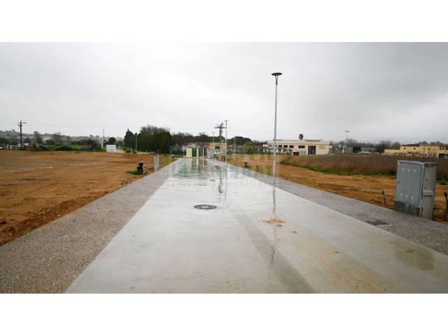 Terreno industrial en Venta en Calle Camp de l´Era en La Tallada d'Empordà