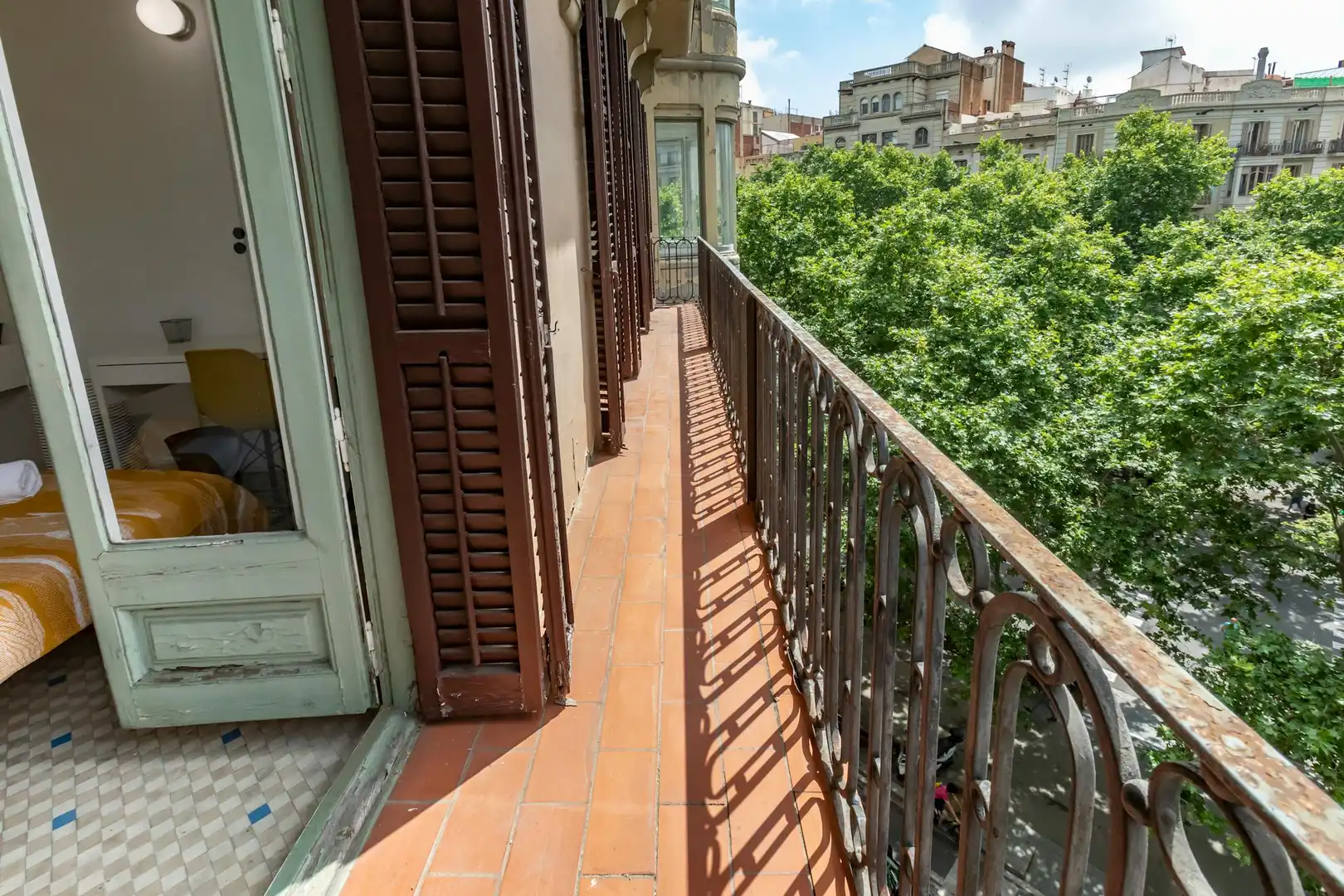 Balcony of Flat for share in Barcelona  with Air Conditioner, Heating and Furnished
