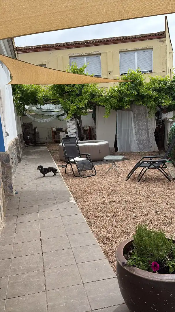 Terrasse von Fabrikhallen zum Verkauf in Ariza mit Heizung