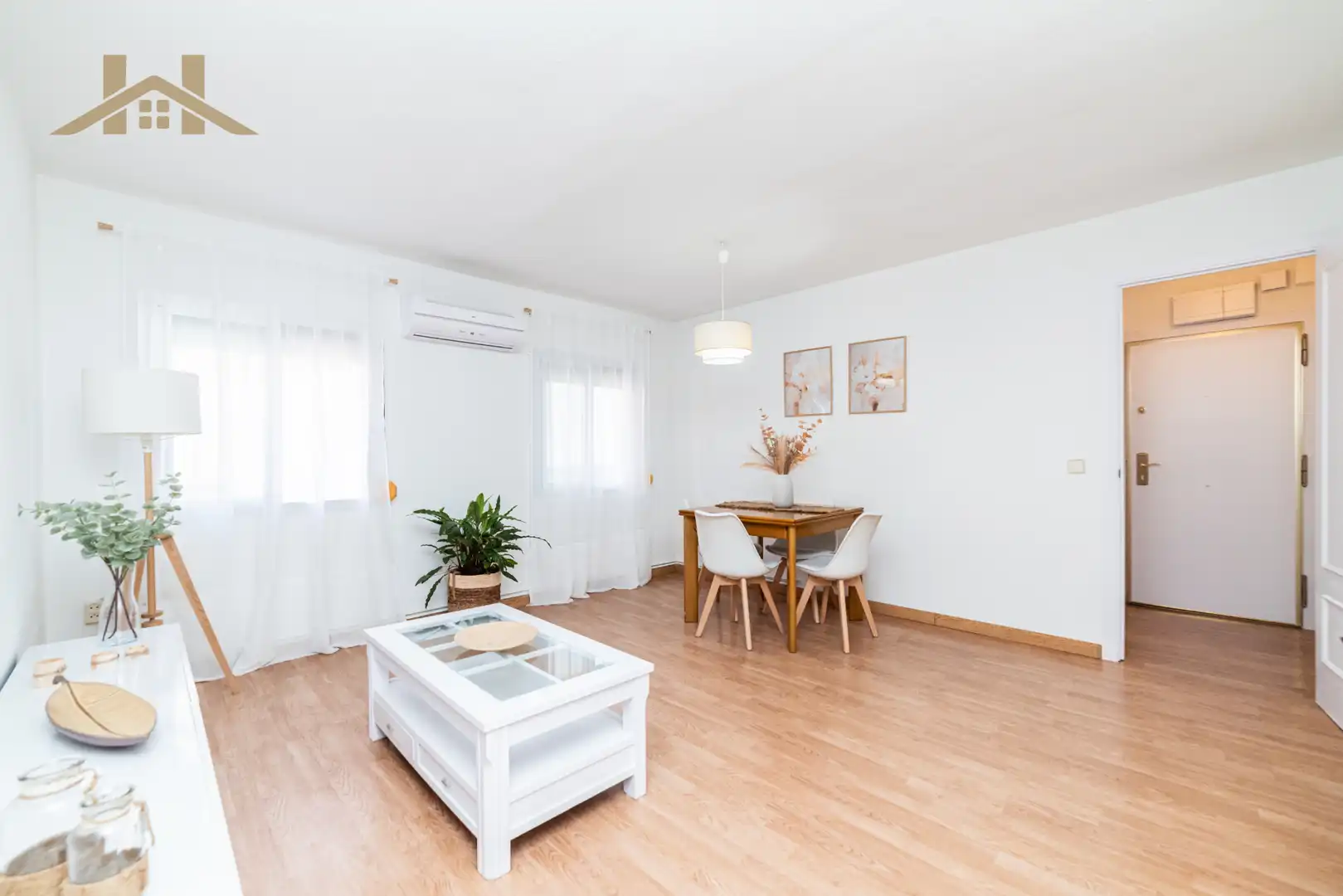 Sala d'estar de Pis en venda en San Sebastián de los Reyes amb Aire condicionat, Calefacció i Terrassa