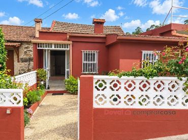 Casa amb jardí en venda a Valadares - Beade