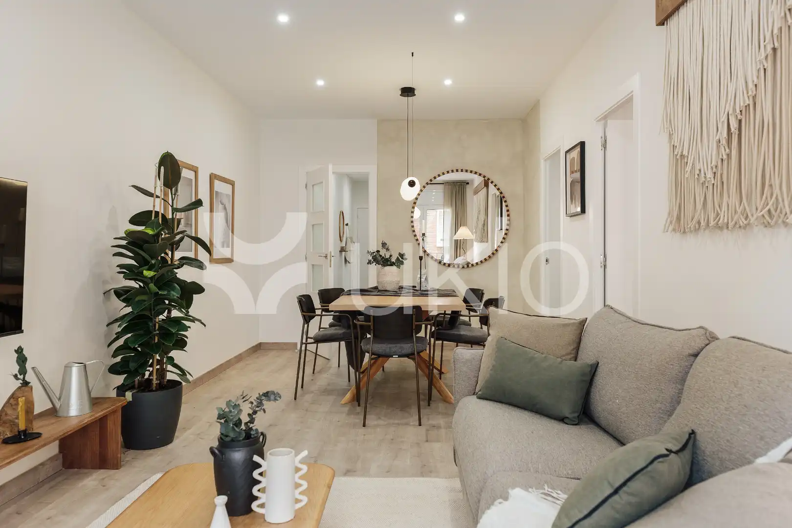 Living room of Apartments for rent in Barcelona  with Air Conditioner, Heating and Furnished