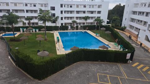 Foto 3 de Apartament en venda a Urbanización Miraflores, Riviera del Sol, Málaga