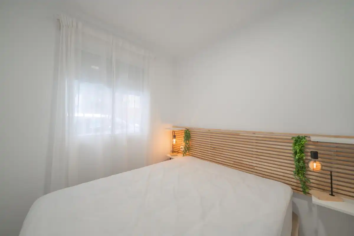 Habitación de Planta baja en venta en Santa Pola con Aire acondicionado, Calefacción y Amueblado