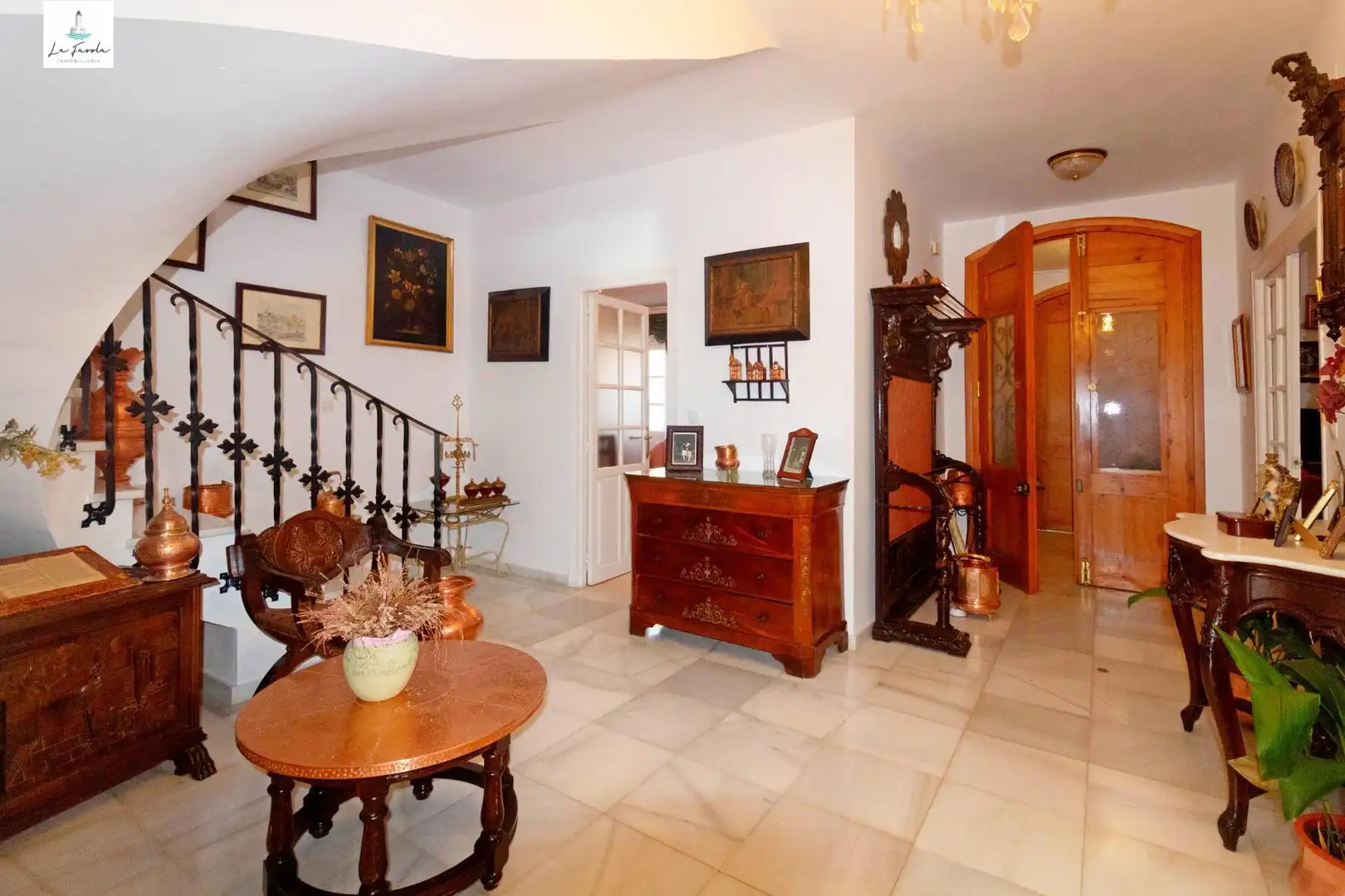 Houses for sale in Archidona  with Private garden, Terrace and Balcony