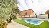 Piscina de Casa o xalet en venda en Tiana amb Aire condicionat, Terrassa i Piscina