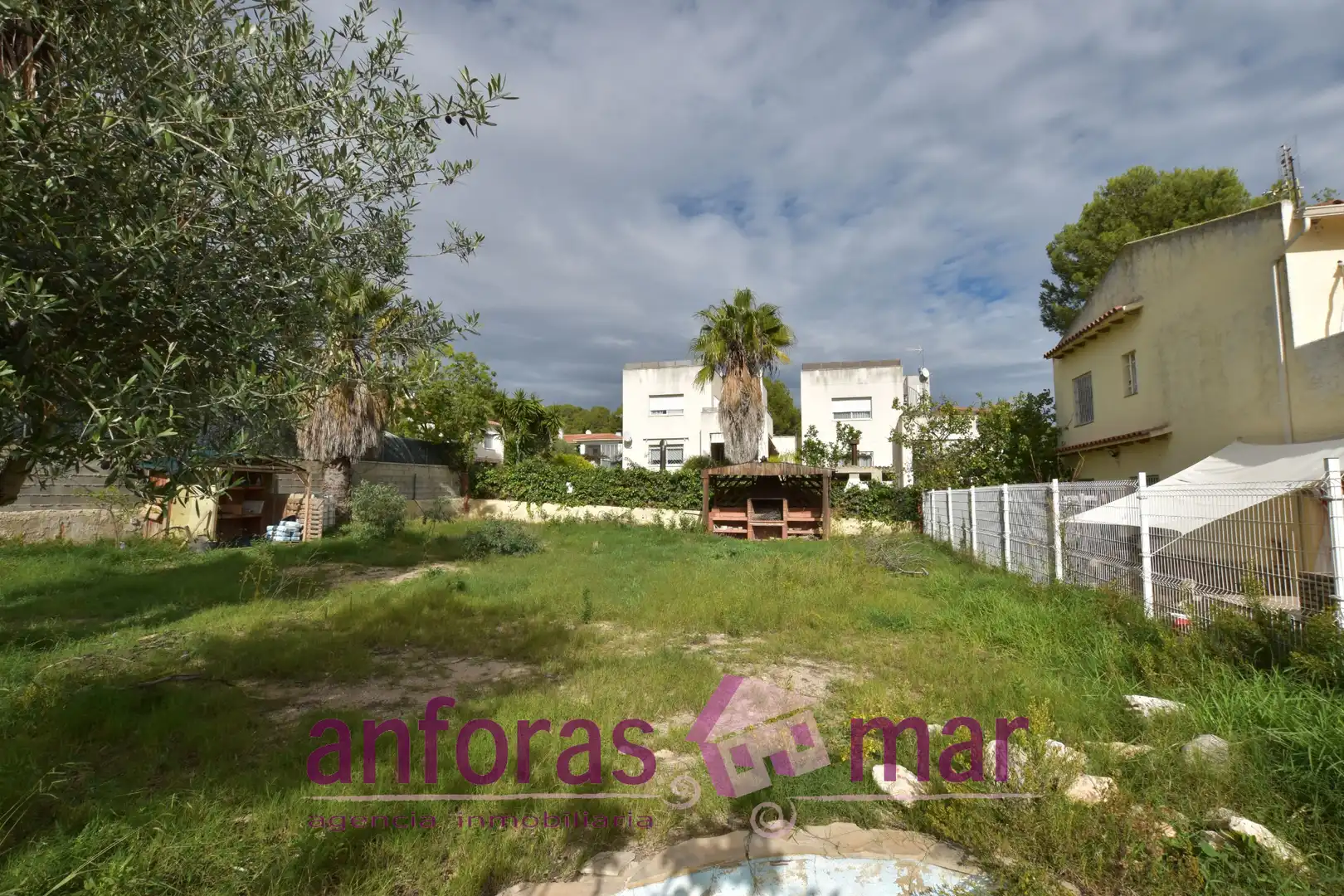 Residencial en venda en La Pobla de Montornès  