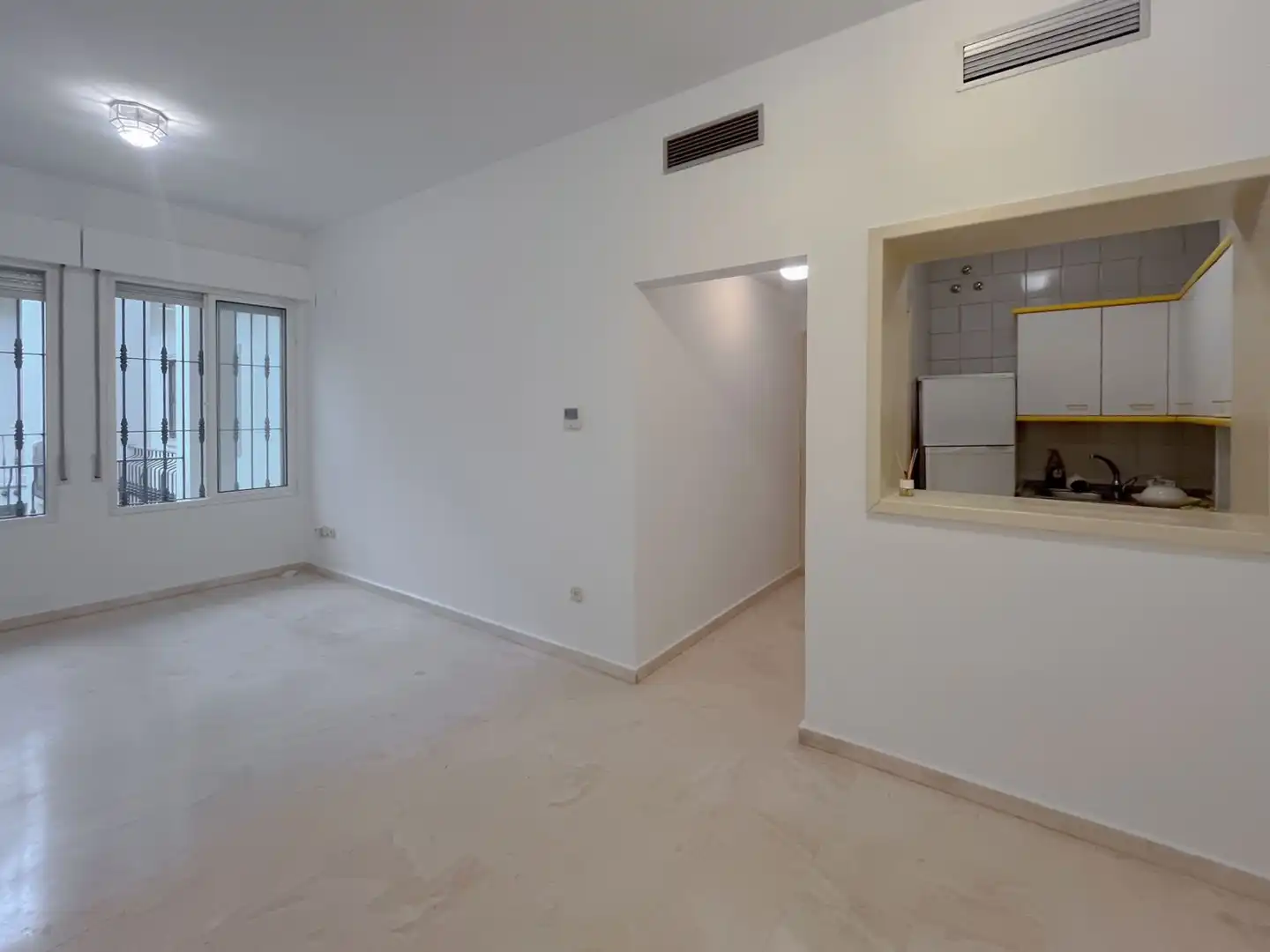 Wohnung zur Miete in Sevilla mit Klimaanlage und Heizung