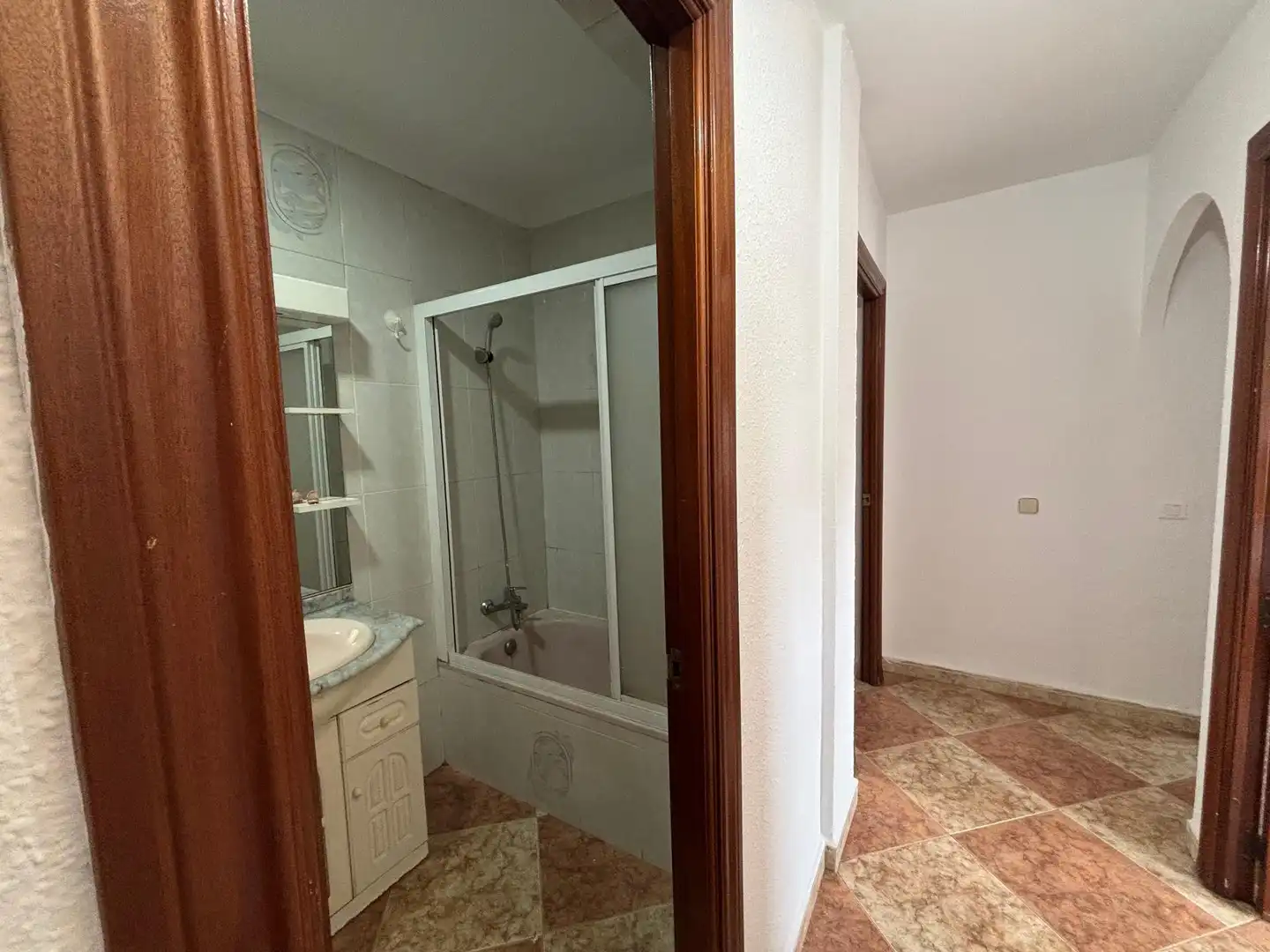 Bany de Pis en venda en Málaga amb Jardí privat i Moblat