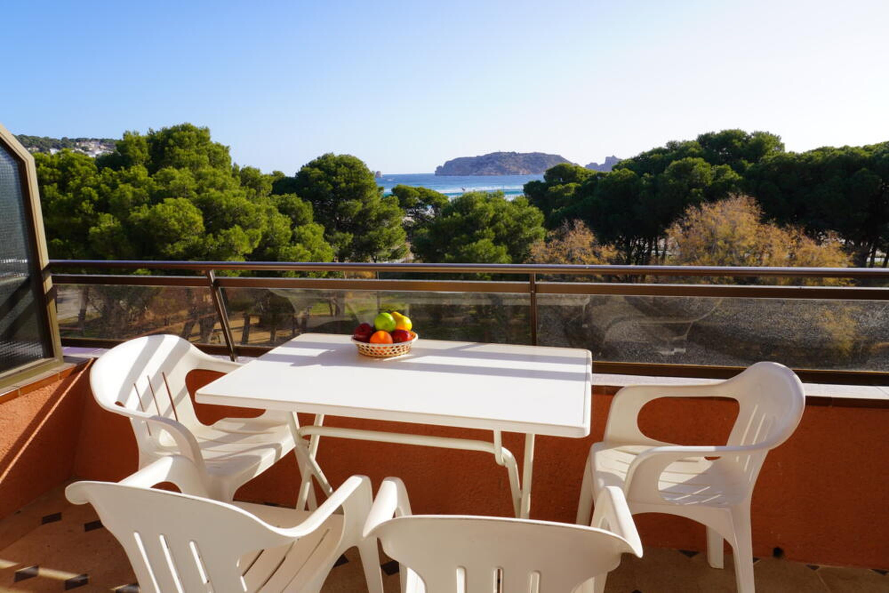 Terraza de Piso en venta en L'Estartit con Aire acondicionado, Calefacción y Lavadora