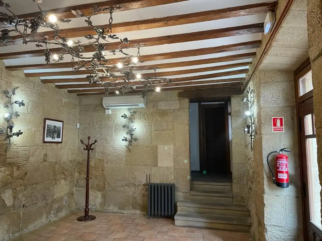 Country house zum Verkauf in Calle Mayor, Castañares de Rioja