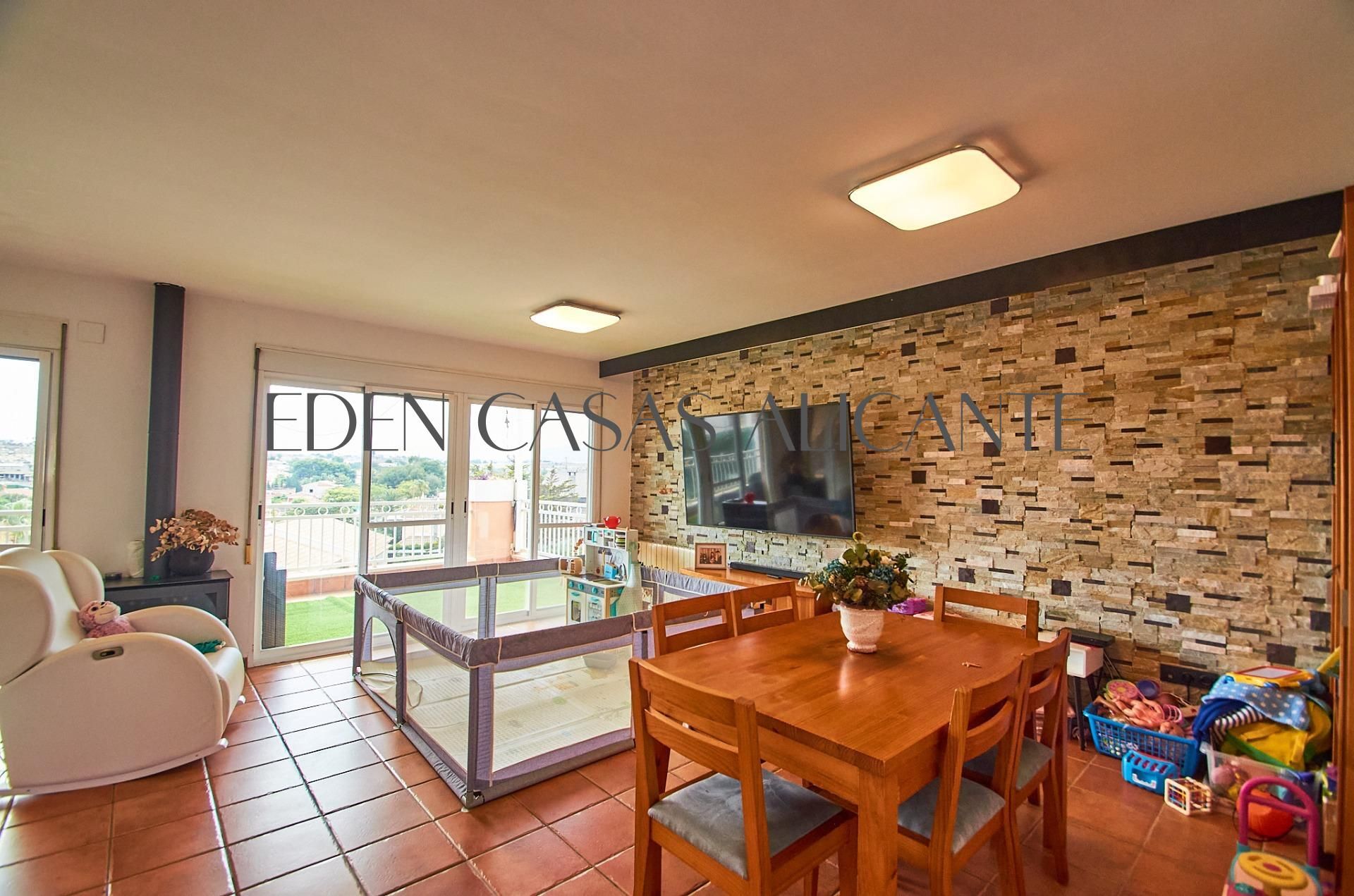 Casa adosada en venta en Mutxamel con Aire acondicionado y Terraza