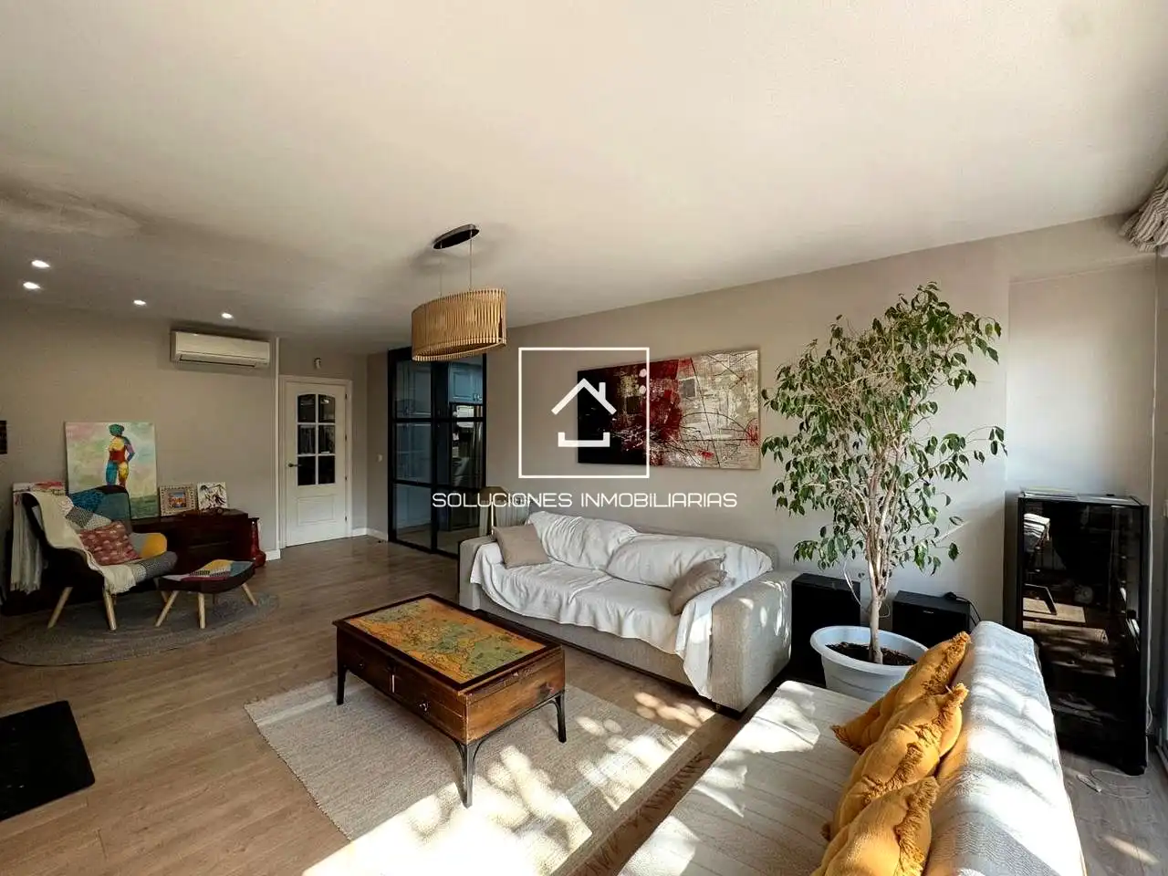 Sala de estar de Casa o chalet en venta en Rivas-Vaciamadrid con Aire acondicionado, Jardín privado y Terraza