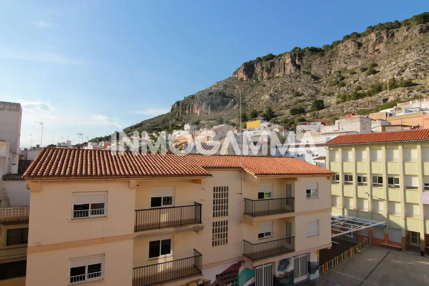 Vista exterior de Piso en venta en Cullera con Aire acondicionado, Parquet y Balcón