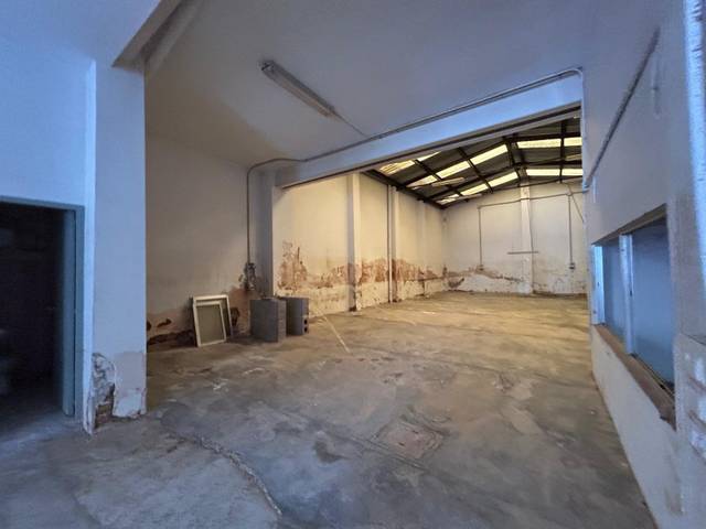 Local comercial en Alquiler en Benetússer