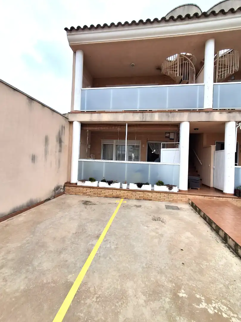 Vista exterior de Planta baja en venta en Mont-roig del Camp con Terraza, Amueblado y Horno
