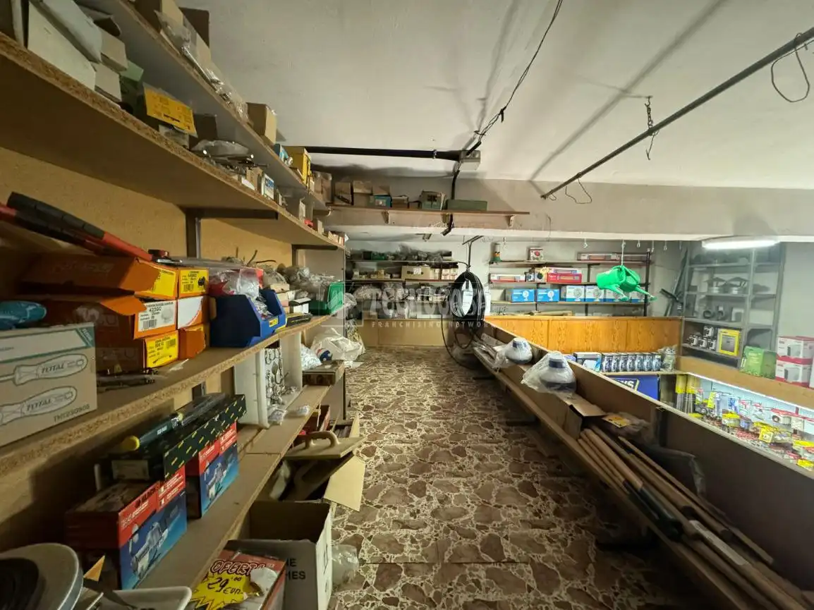 Geschaftsraum zur Miete in Av. de América, Barrio de Zaidín