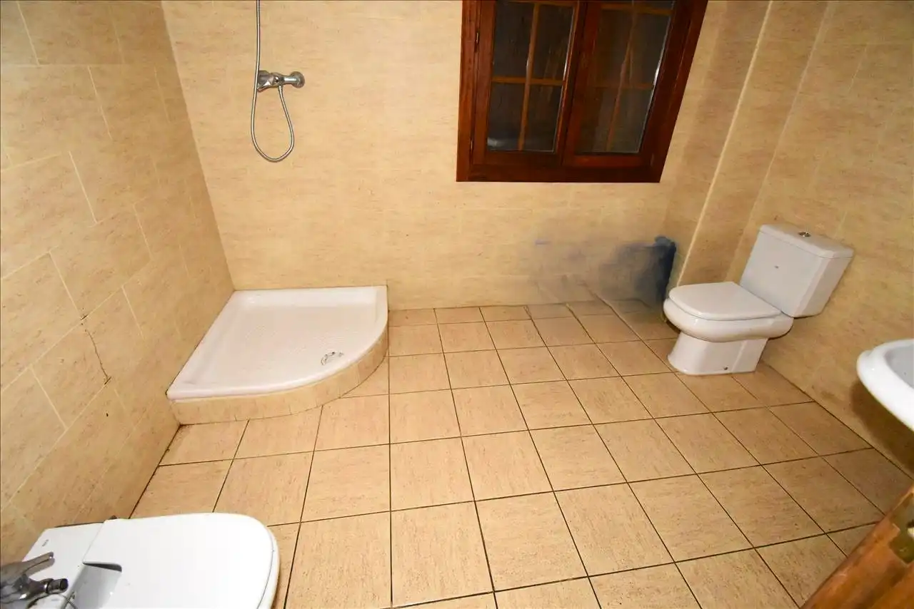 Houses for sale in 2 Parcela, Liendo