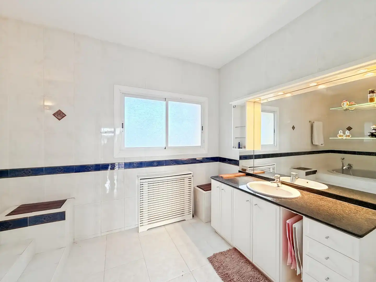 Bany de Casa o xalet en venda en Piera amb Calefacció, Terrassa i Piscina