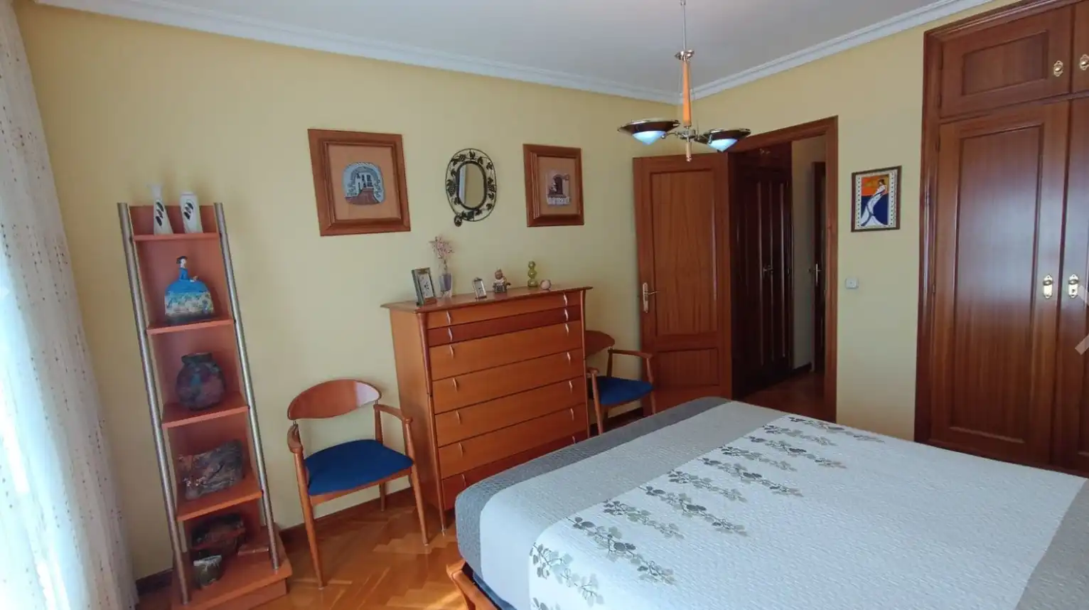 Schlafzimmer von Wohnung zum Verkauf in Valladolid mit Heizung, Privatgarten und Abstellraum