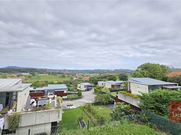 Casa en venda a Oruña - Campo el Agua