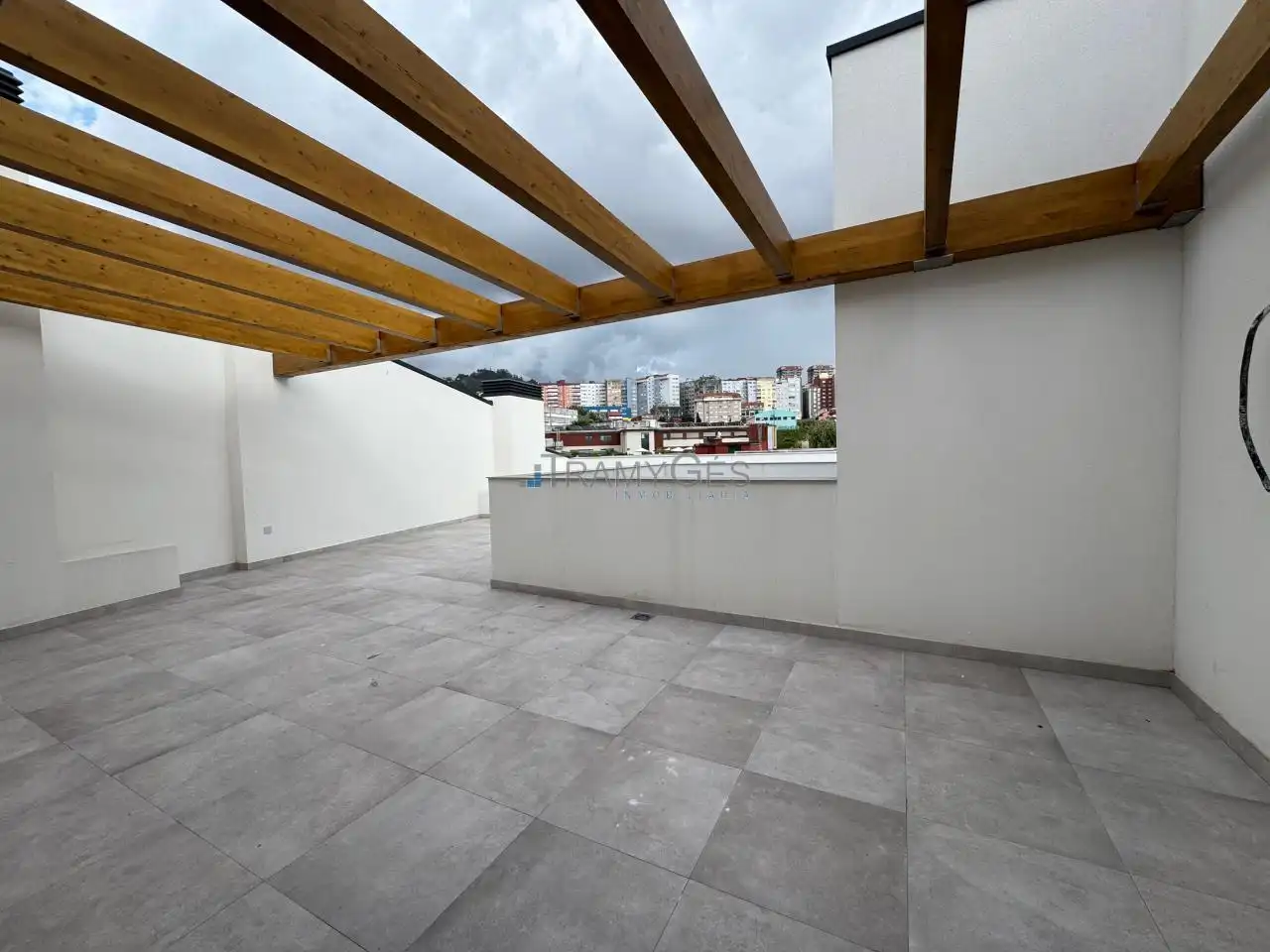 Flat with lift for sale in SANJURJO BADIA, imagen 7