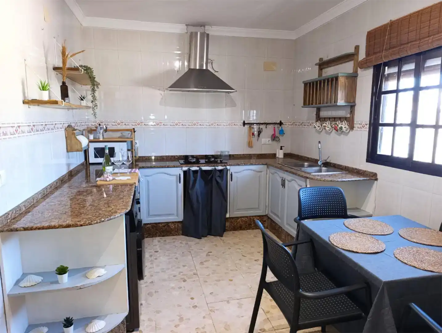 Kitchen of Houses for rent in Barbate