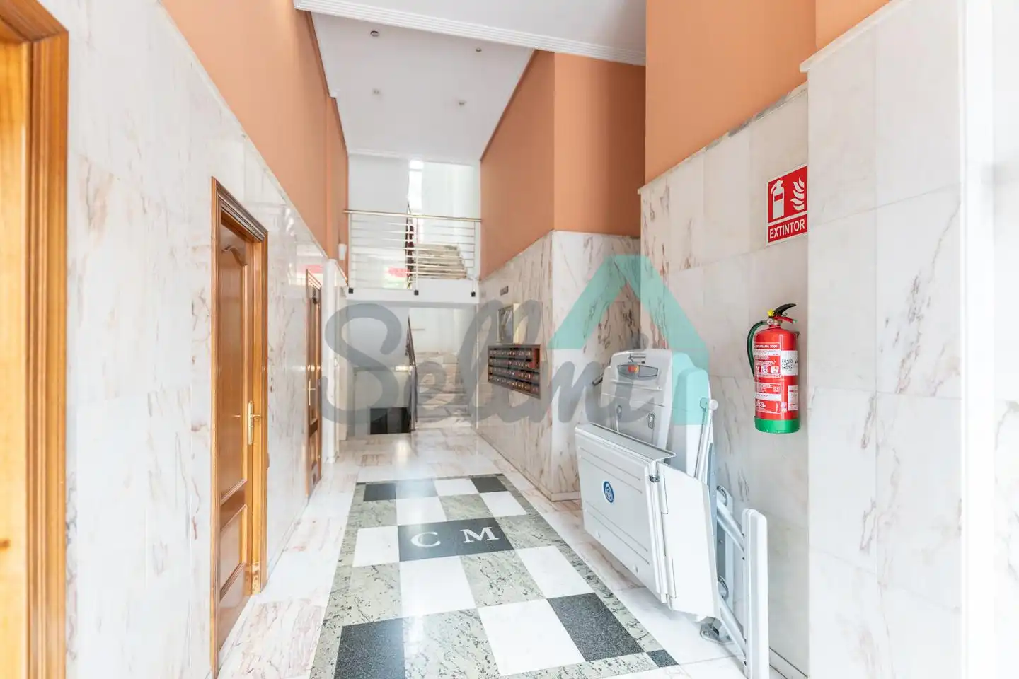 Piso en venta en Mieres (Asturias) con Calefacción y Trastero