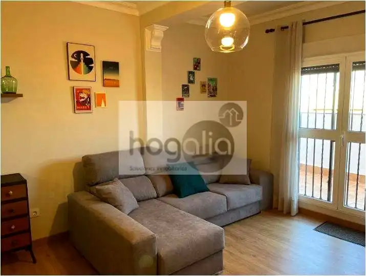 Living room of Flat for rent in Sevilla  with Air Conditioner, Heating and Terrace