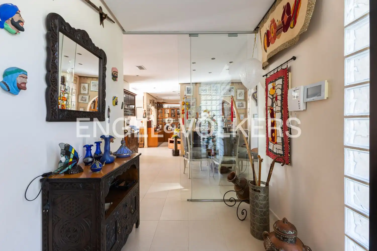 Houses for sale in Gilet  with Air Conditioner, Heating and Private garden