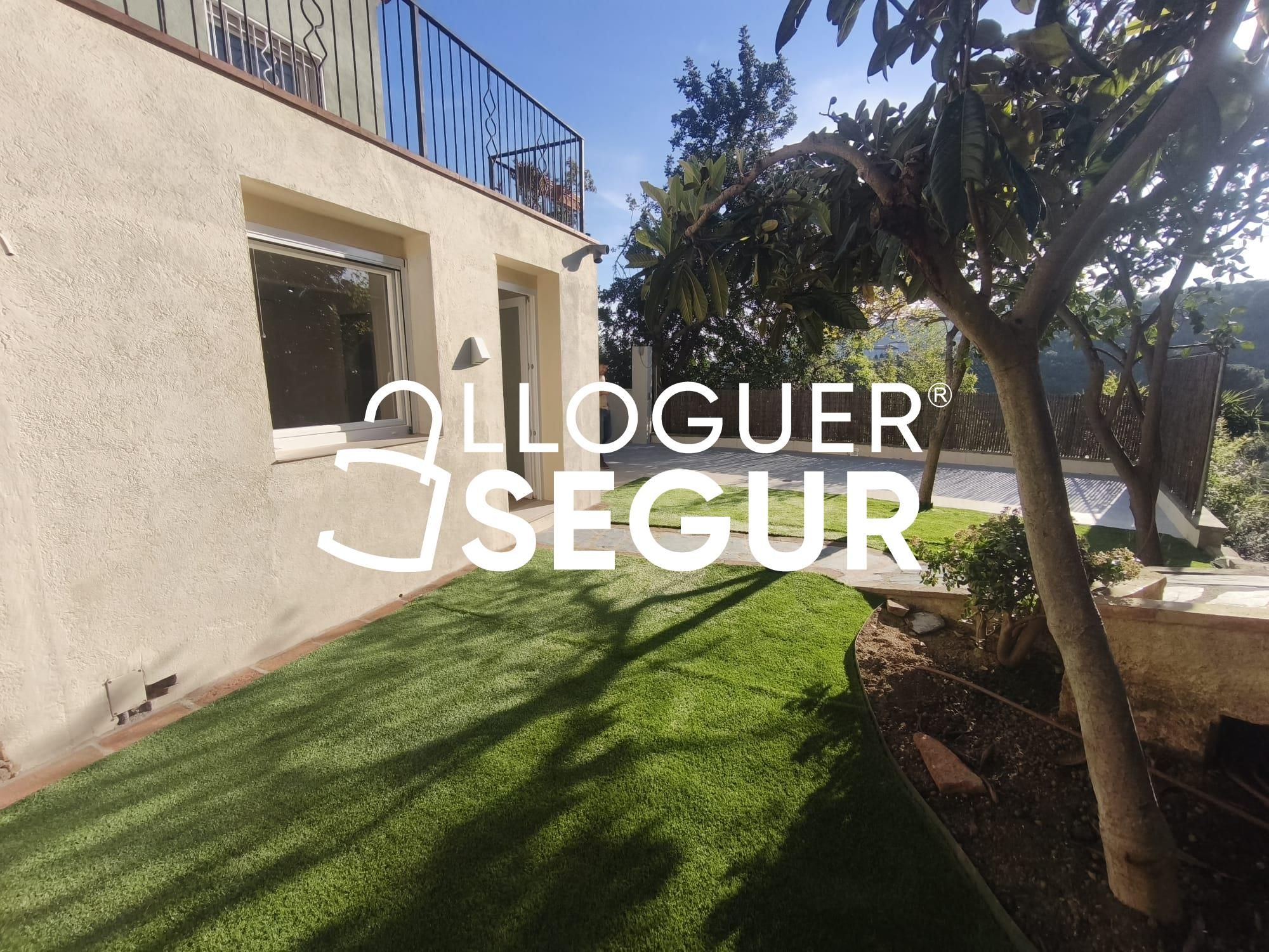 Jardí de Pis de lloguer en  Barcelona Capital amb Aire condicionat i Terrassa