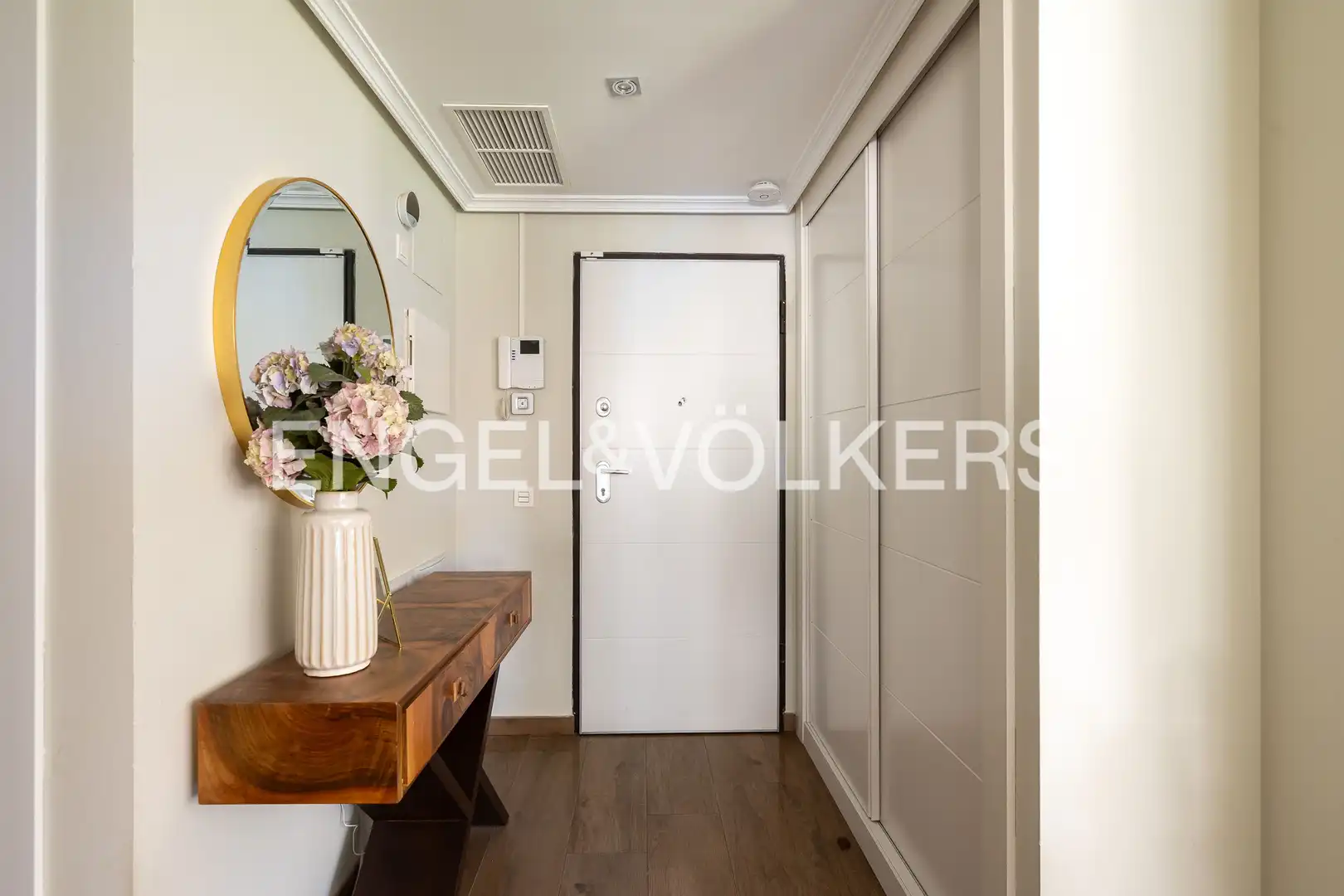 Apartamento en venta en Boadilla del Monte con Aire acondicionado, Calefacción y Jardín privado