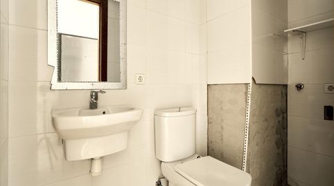 Foto 3 de Dúplex en venta en Notari Miquel Març, Olot, Girona