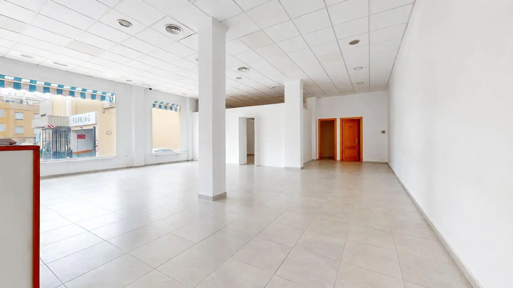 Commercial properties for sale in Avenida De Lepanto , 2, Cortes - Huertas