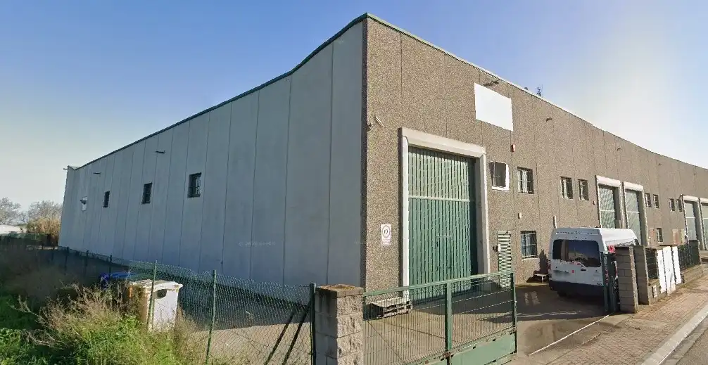 Nave industrielle à louer à Carrer de les Escàcies