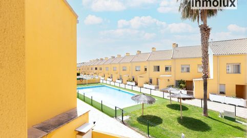 Foto 2 de Casa adosada en venta en Calle Clara Campoamor, Alicante Golf, Alicante / Alacant