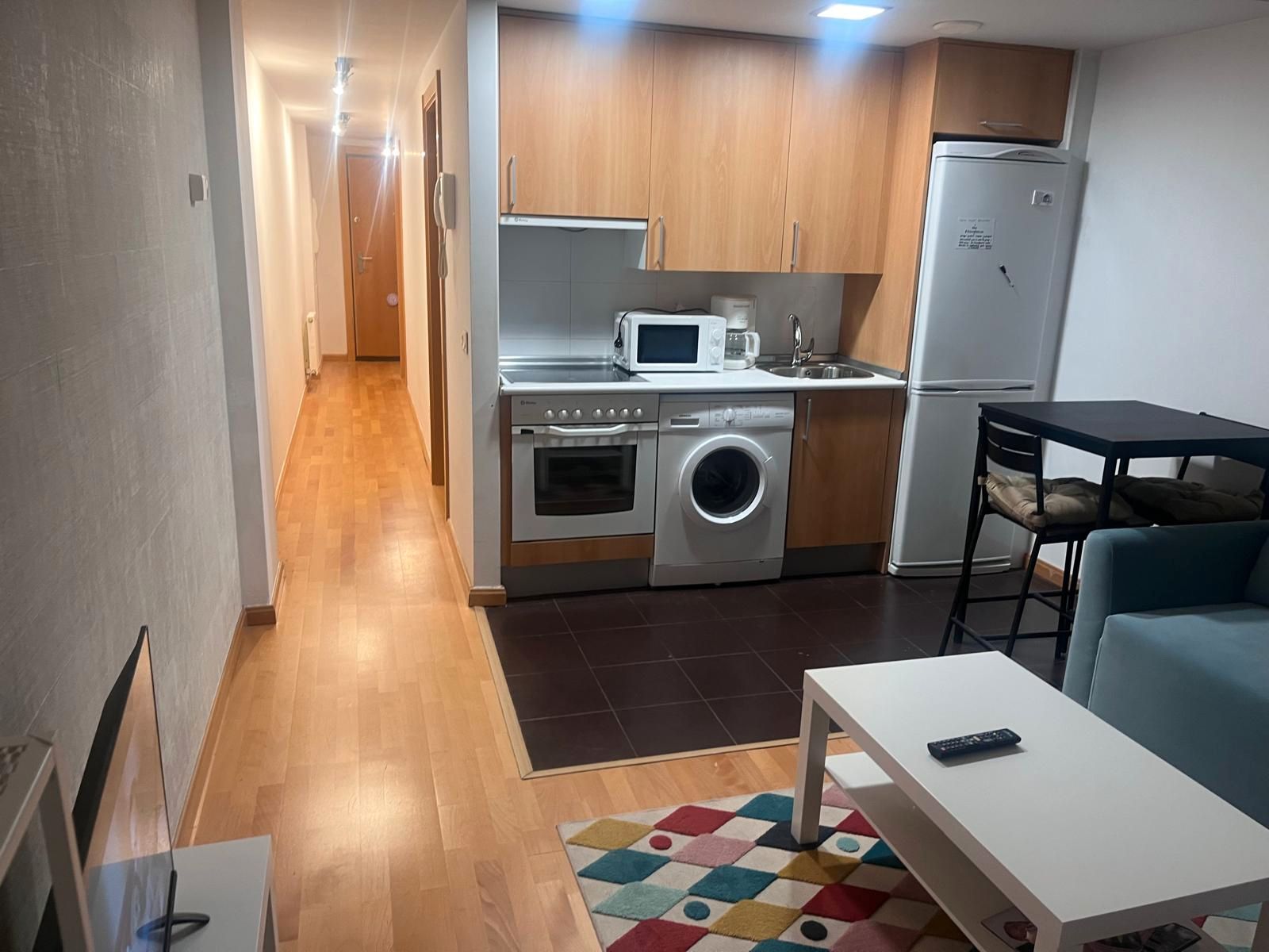 Kitchen of Apartment to rent in  Zaragoza Capital  with Heating, Parquet flooring and Furnished