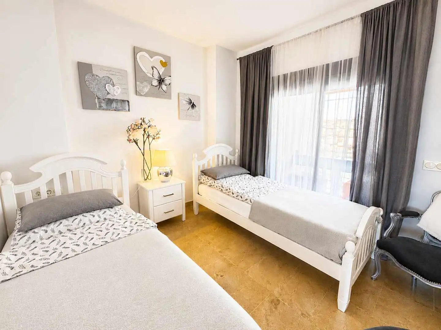 Habitación de Apartamento en venta en Manilva con Aire acondicionado, Calefacción y Terraza