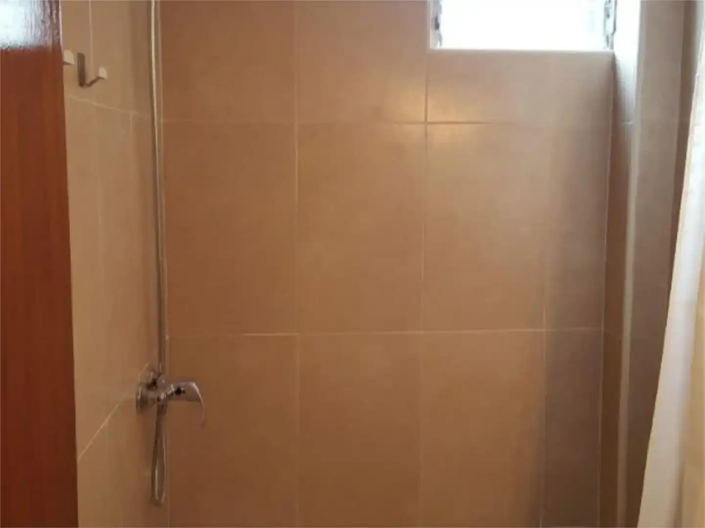 Badezimmer von Wohnungen zur Miete in Malpartida de Plasencia