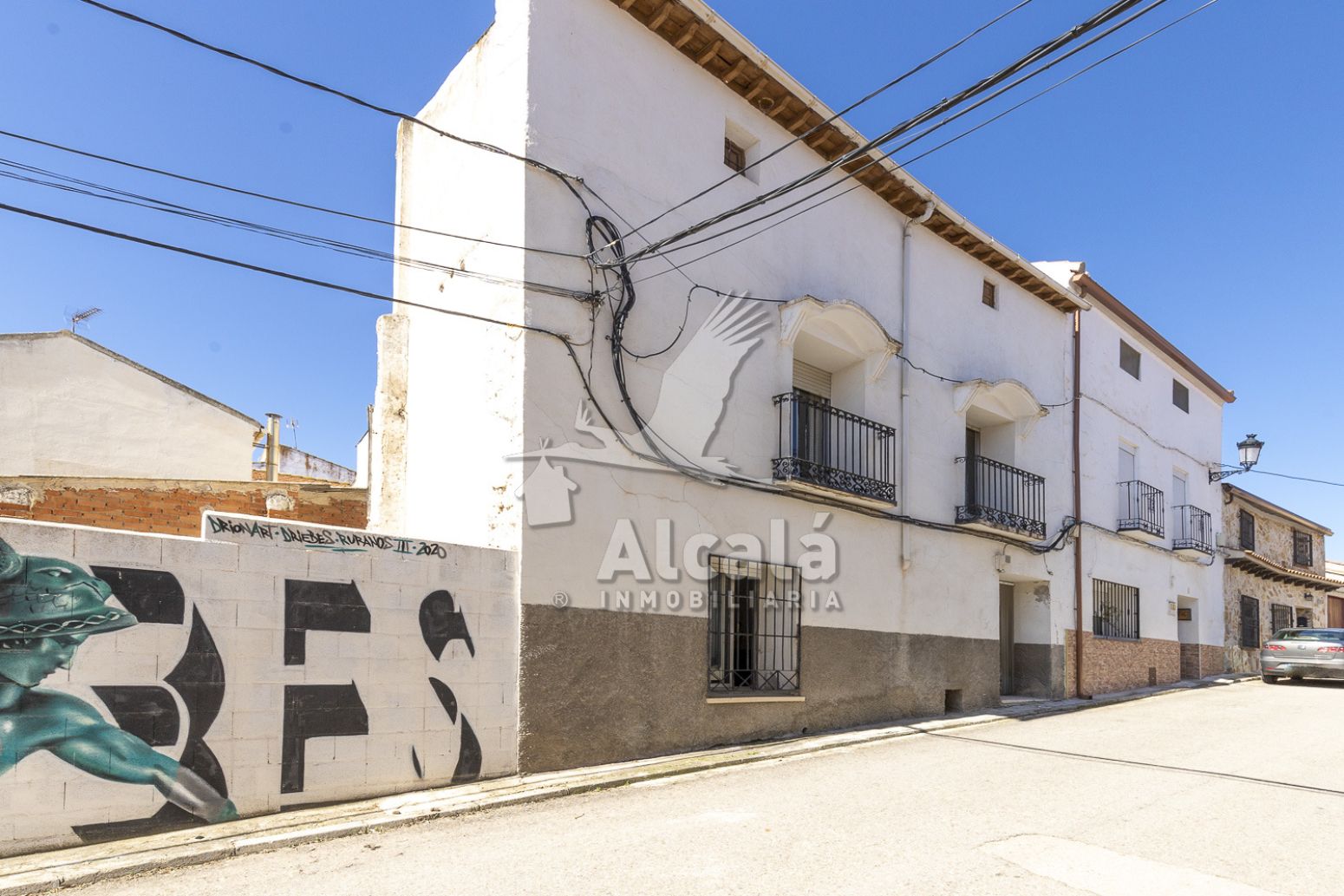 Vista exterior de Casa o xalet en venda en Driebes amb Calefacció, Traster i Balcó