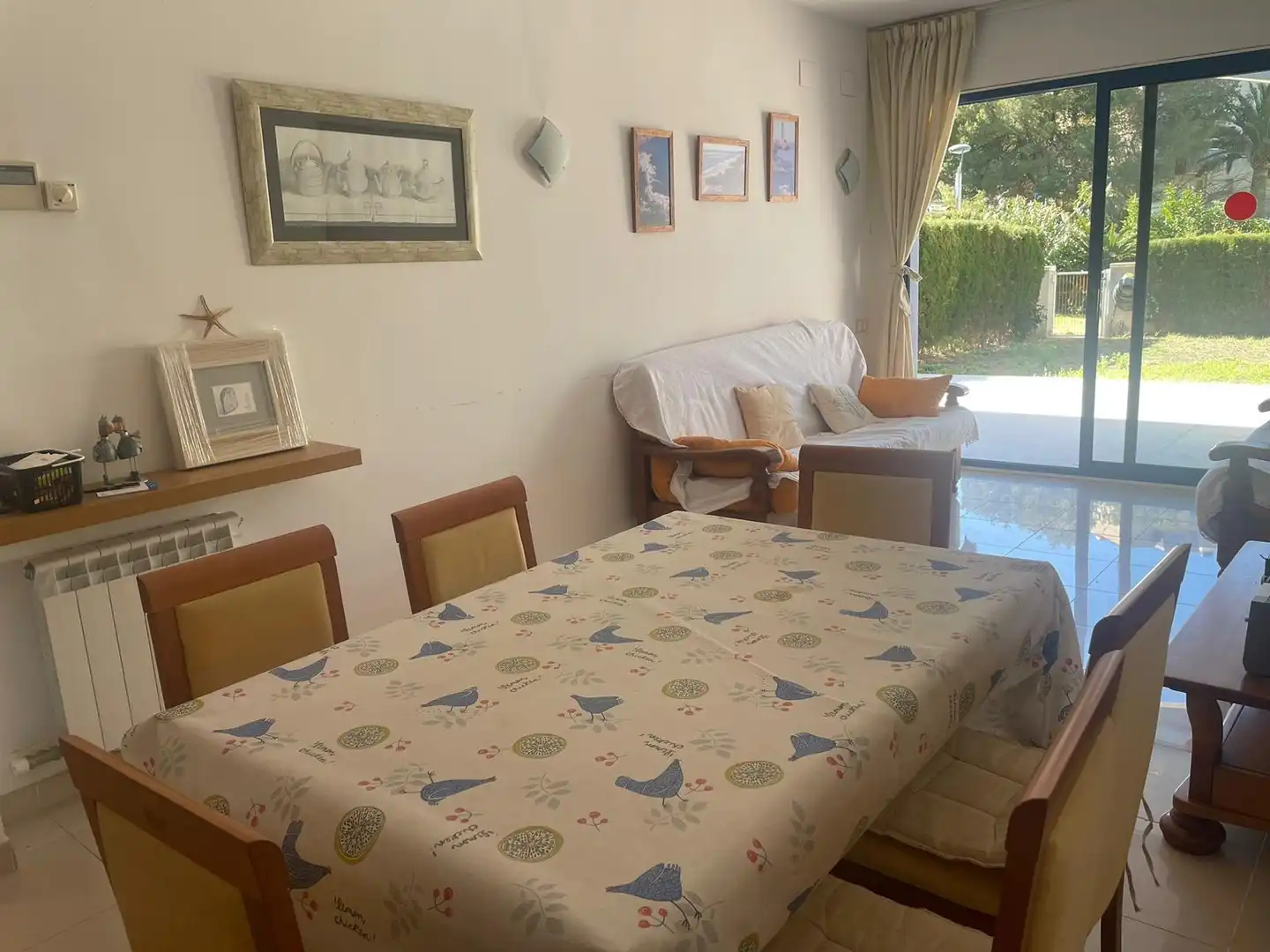 Menjador de Planta baixa en venda en Salou amb Jardí privat, Terrassa i Moblat